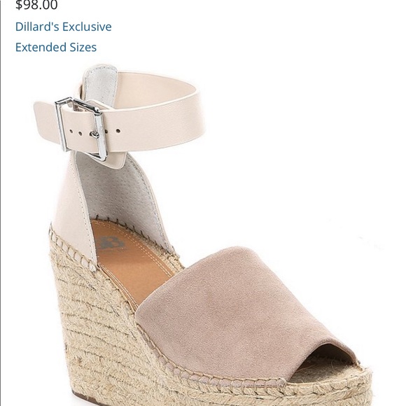 Gianni Bini Wedges - Picture 3 of 3
